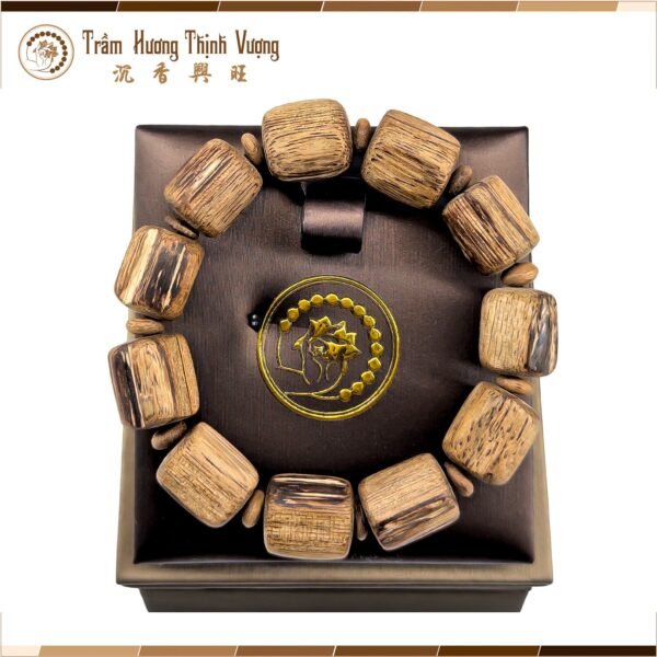 Vòng tay trầm hương Malay - Khúc Thô Size 16mm