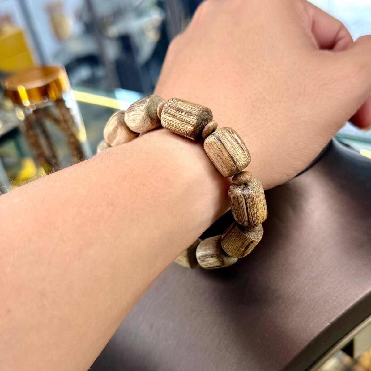 Vòng tay trầm hương Malay - Khúc Thô Size 16mm - Ảnh 2